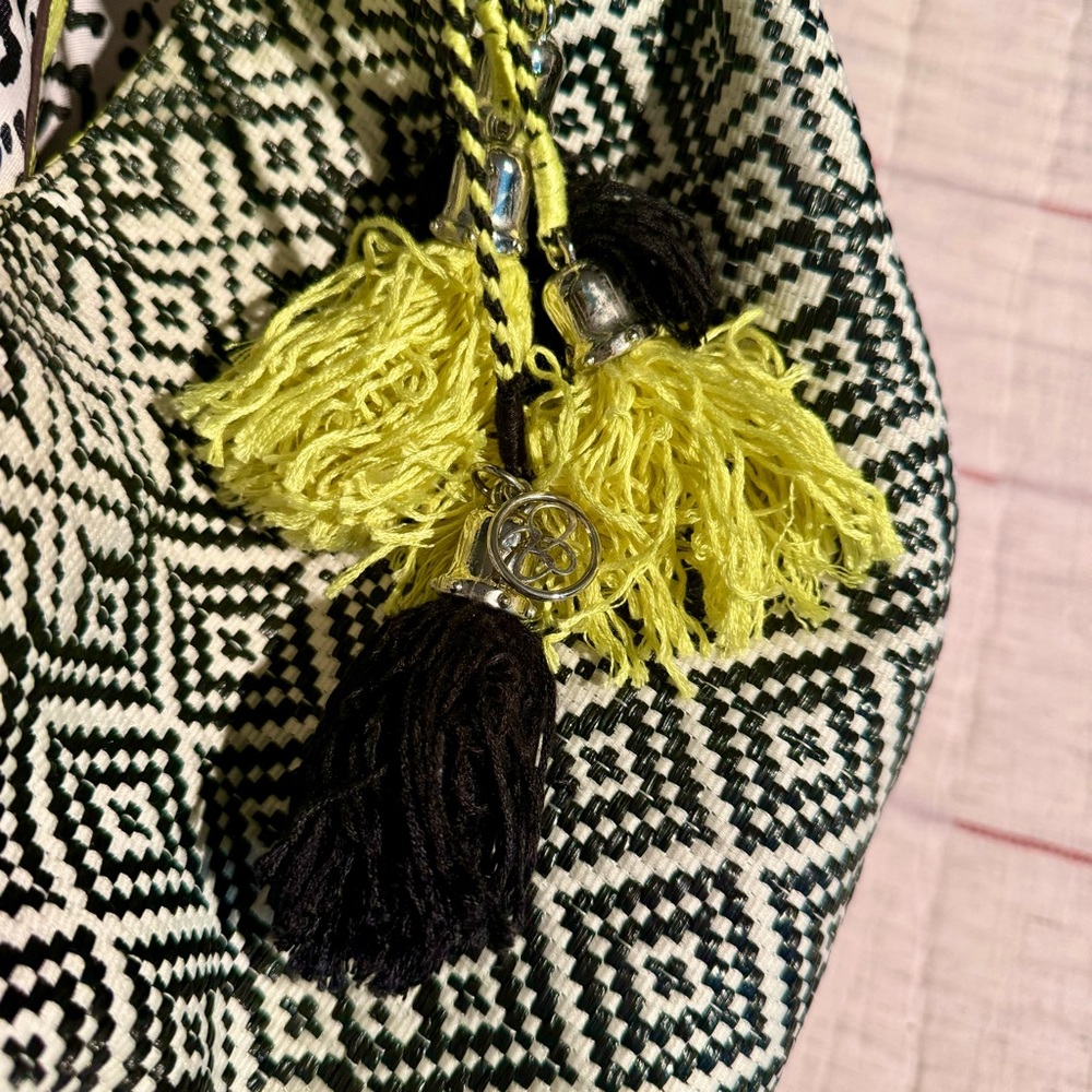 Jessica Simpson Black & White & Neon Yellow Shoulder Bag - Picture 3 of 8